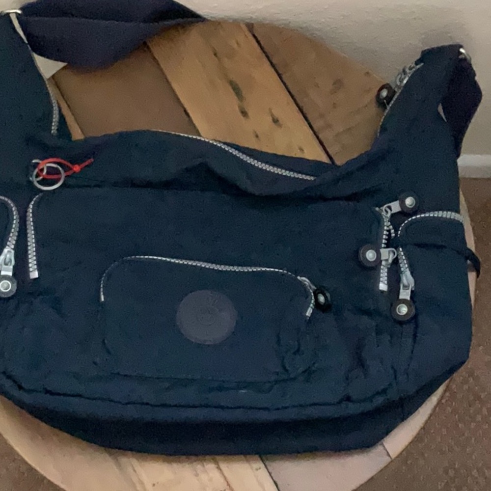 Kipling crossbody Bag - pre-loved